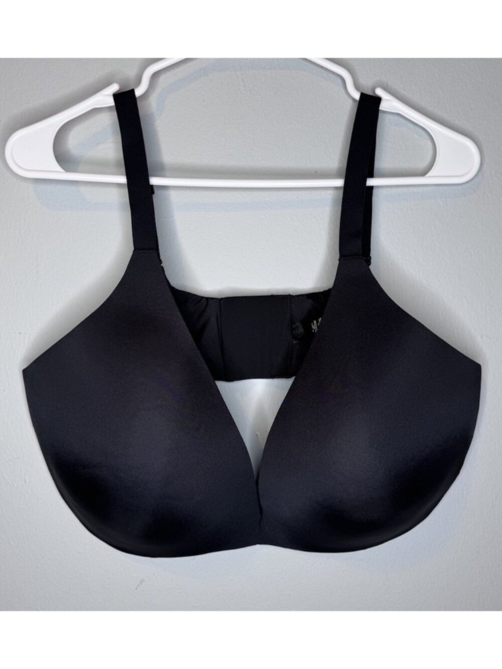 Skims 42DD Black Push Up Bra Plunge